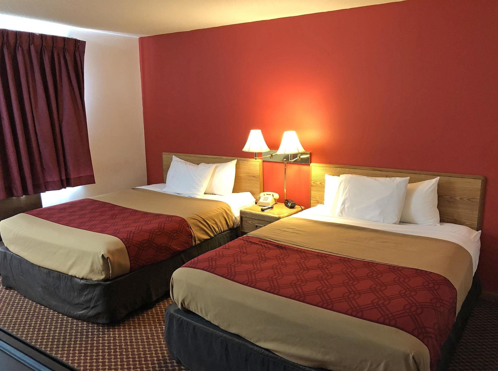 Travelodge By Wyndham Escanaba Eksteriør billede