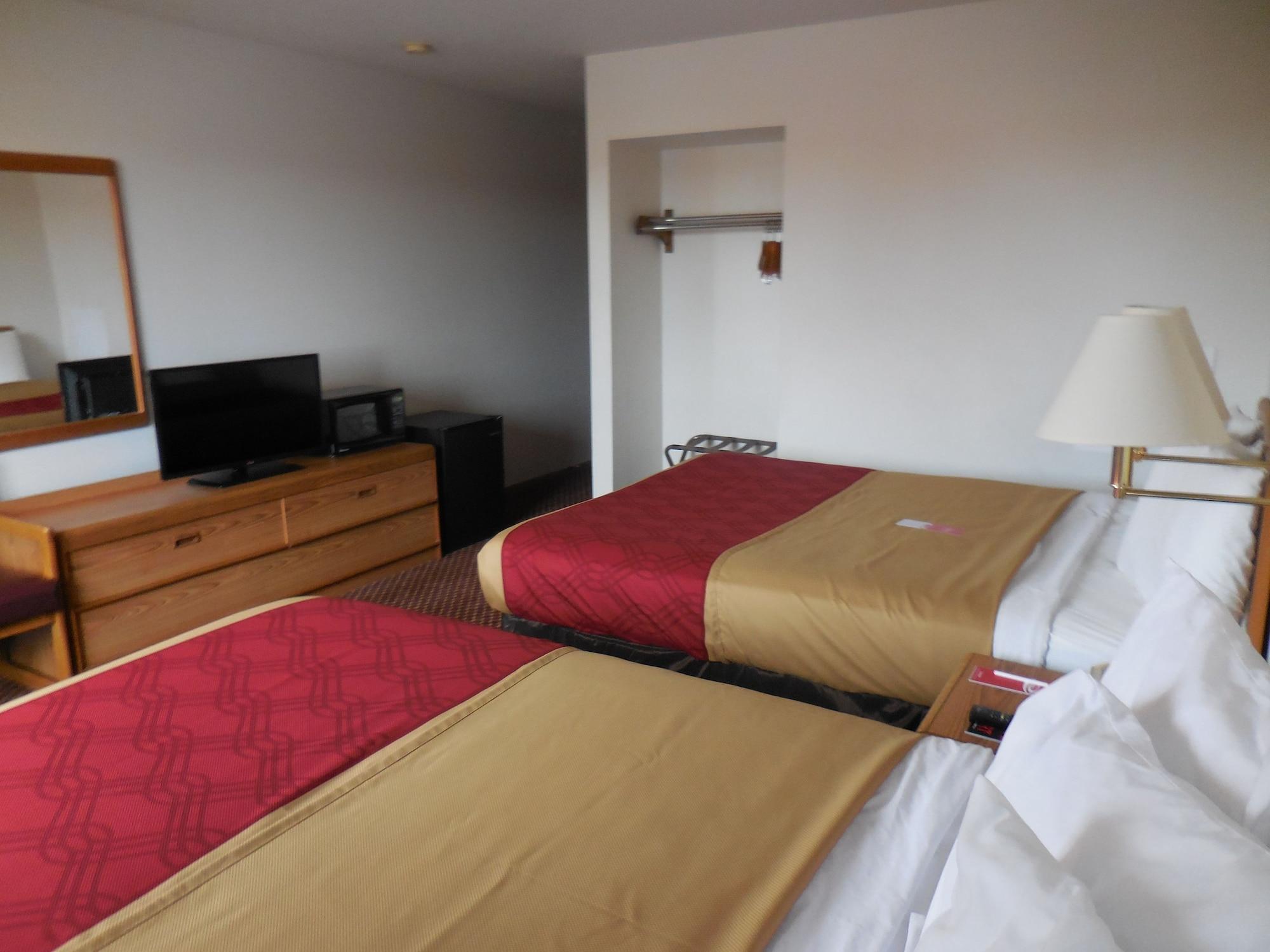 Travelodge By Wyndham Escanaba Eksteriør billede