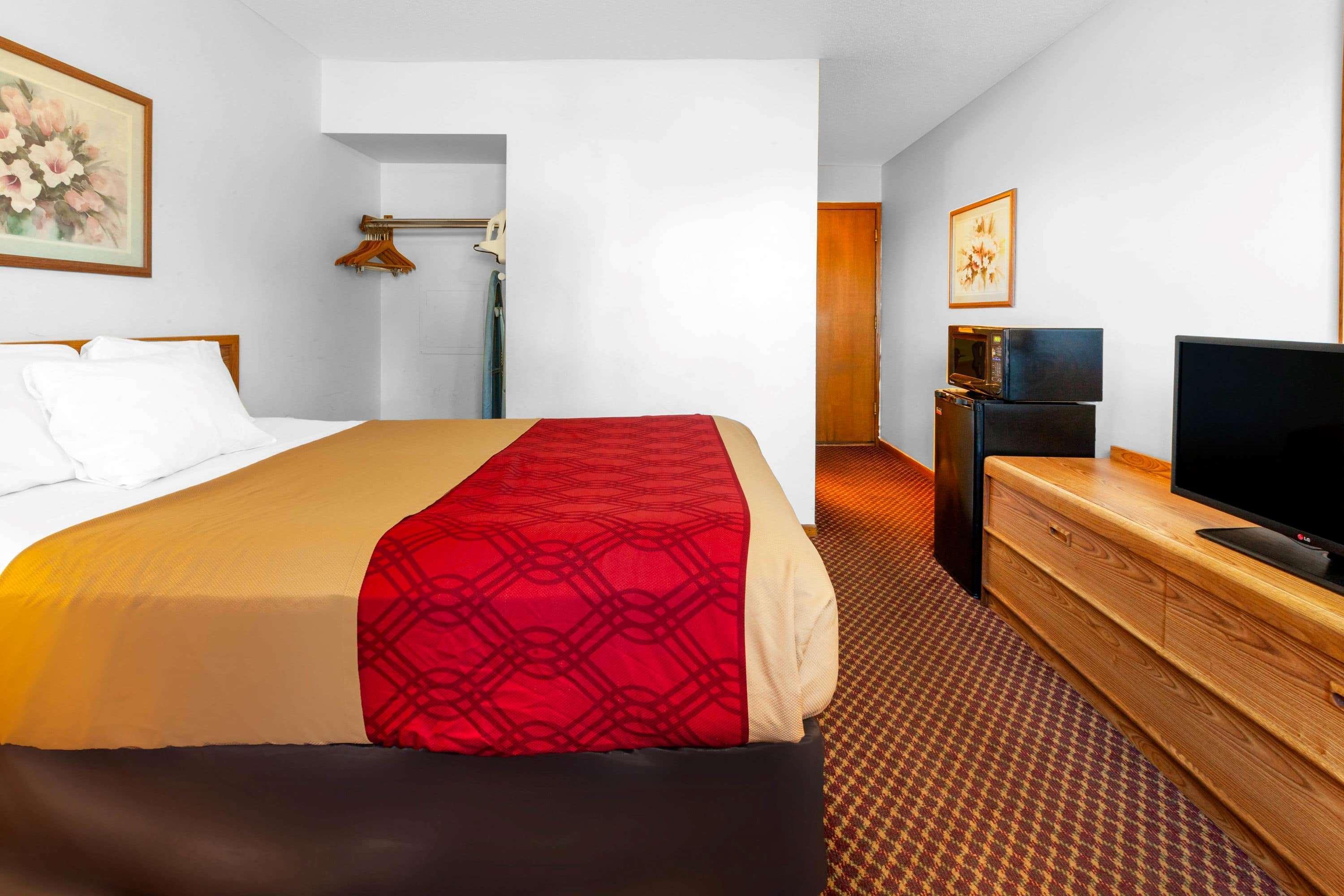 Travelodge By Wyndham Escanaba Eksteriør billede